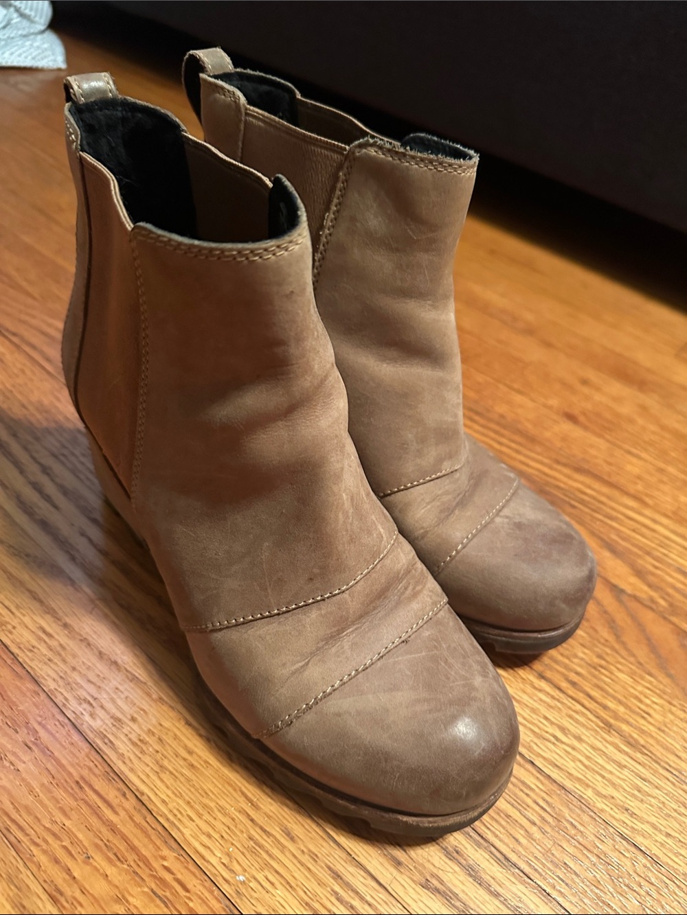 OG Sorel Women's Chelsea Ankle Boots in Taupe Leather